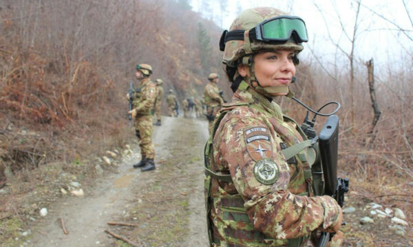 NATO për 25 vjetorin e çlirimit të Kosovës: Puna jonë mbetet sigurimi i paqes dhe lirisë së lëvizjes për të gjithë pa dallim