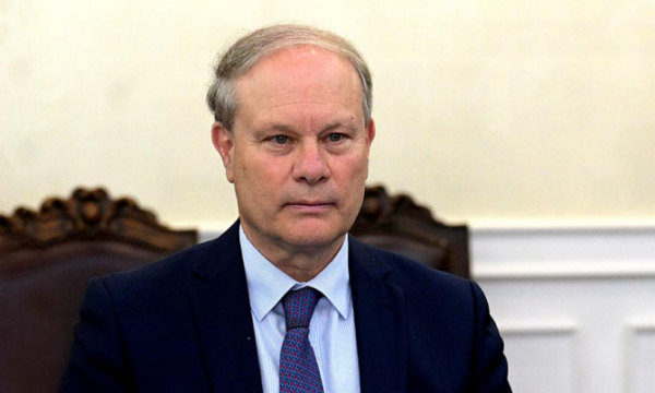 Emisari francez: Duhet të kapërcehen tensionet e së kaluarës, ka dallime mes vendeve të rajonit në përparimin drejt BE-së