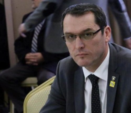 Gecaj i LDK-së: Me Vetëvendosjen as në xhenet