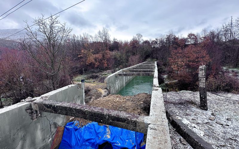 Një vit pas, kanali i Ibër-Lepencit dëmtohet sërish nga persona të panjohur