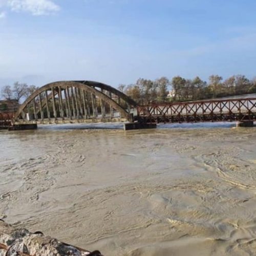 Lumi Vjosa del nga shtrati