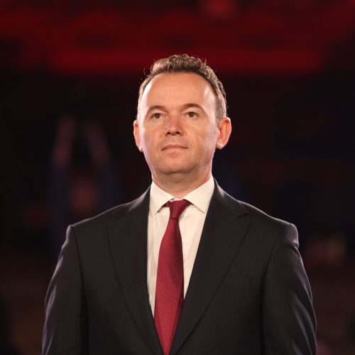 Peci pas fitores në Mitrovicë: Do të jem kryetar i të gjithëve, pa dallim partie, bindjeje apo përkatësie