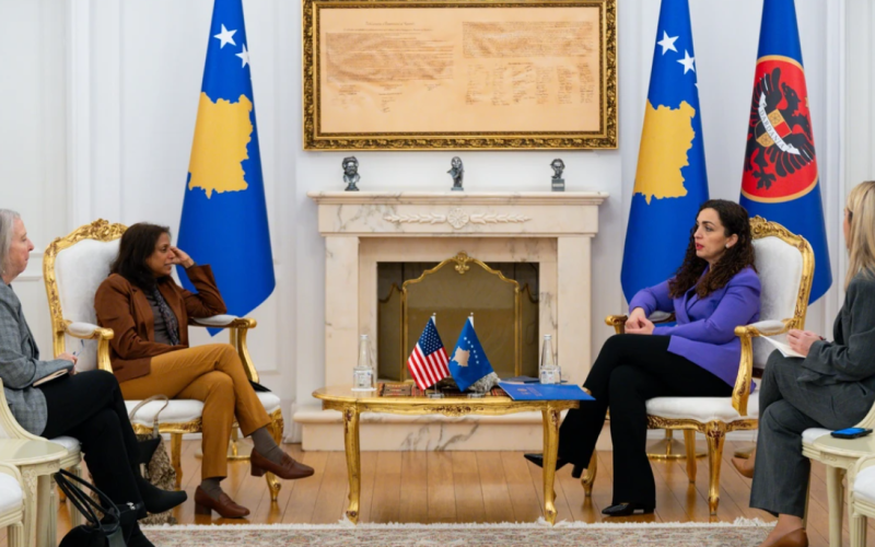 Caktimi i zgjedhjeve, Osmani diskuton zhvillimet e fundit me diplomaten amerikane Prattipati