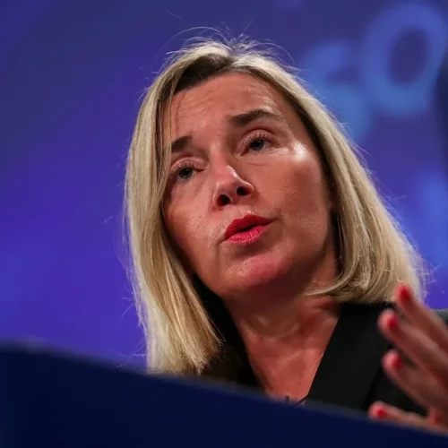 U akuzua për mashtrim dhe korrupsion në prokurim, Federica Mogherini lirohet pas mesnate