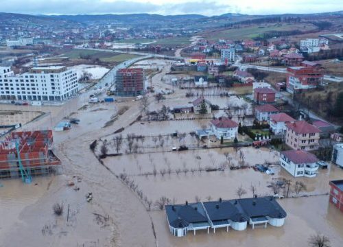 Komuna e Skënderajt njofton se nga nesër nis procesi i aplikimit për vlerësimin e dëmeve nga përmbytjet