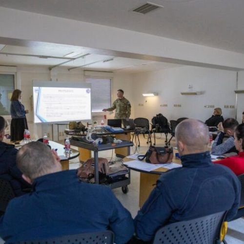 Ushtarët e KFOR-it kryejnë ushtrime taktike luftarake në Kosovë