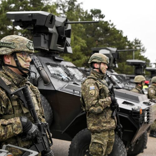 SHBA-ja do të vazhdojë ta mbështesë FSK-në me pajisje ushtarake