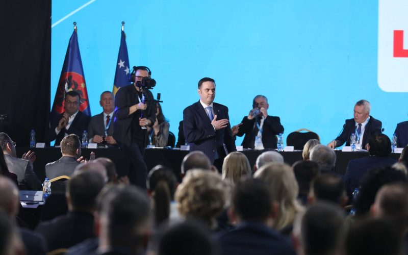 “Lum Lumiri”, LDK i lutet Lumirit duke mos ia pranuar dorëheqjen