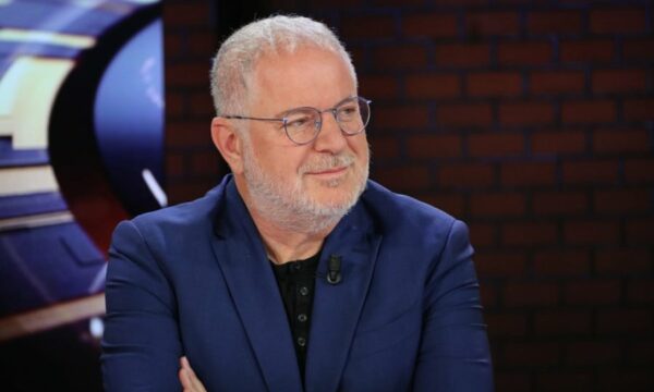 “Diaspora që voton dhe ikën”