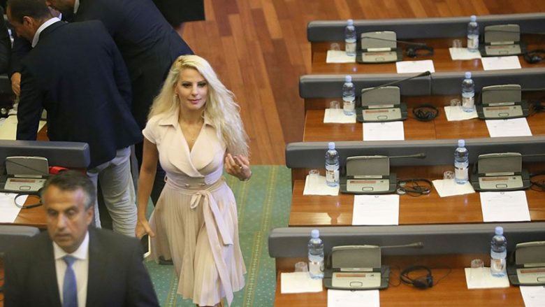 Duda Balje siguron ulëse në Kuvendin e Kosovës