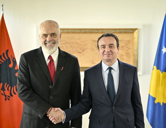 Kurti dhe Rama diskutojnë për marrëdhëniet dhe projektet strategjike mes Kosovës e Shqipërisë