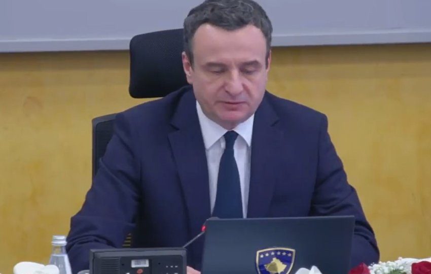“Kurti 3” nis punën: Paga e 13-të, presidenti dhe vendimet e para në fokus