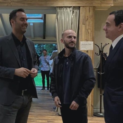 Arlind Manxhuka zëdhënës i ri i Qeverisë