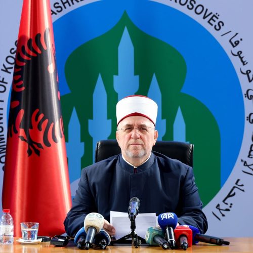 “Ramazani është shkolla e shpirtit…” – Myftiu Tërnava me mesazh për muajin e shenjtë