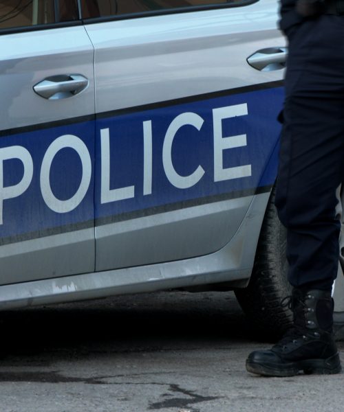 Policia në Leposaviq kap cigare në vlerë të mbi 80 mijë eurove – të dyshuarit ikin në Serbi