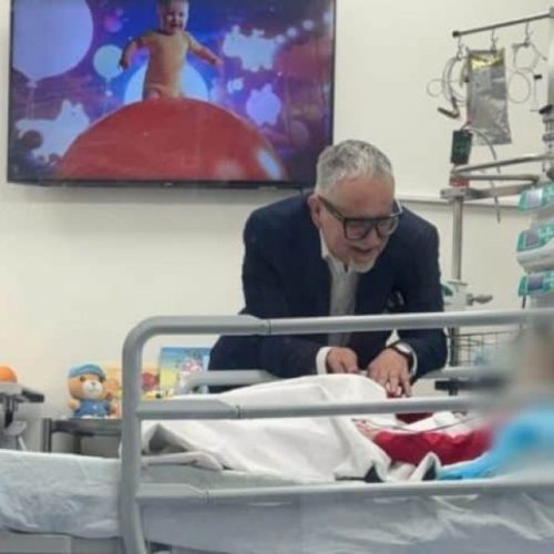 Pas trajtimit, 5-vjeçari nga Lipjani lirohet nga QKUK-ja në gjendje stabile