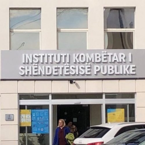 8 raste të reja me fruth në Kosovë, IKShPK thirrje për vaksinim urgjent