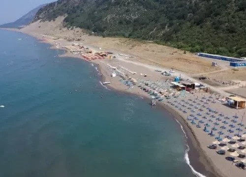 Viktima nga dallgët në Shëngjin