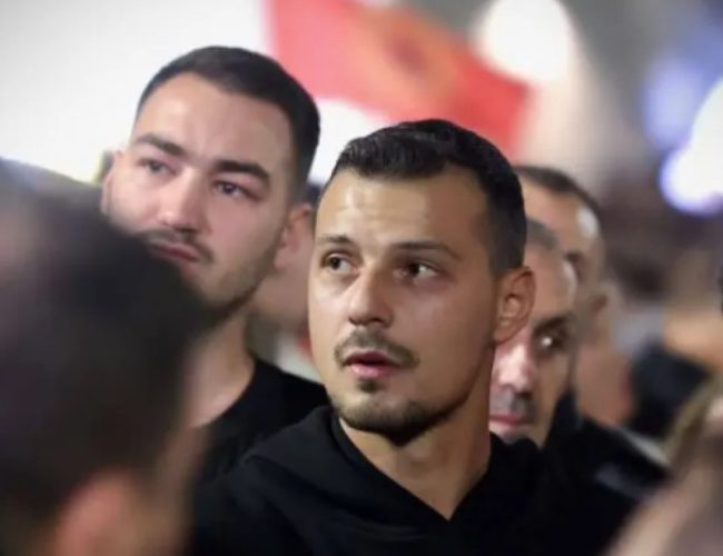 Familjet e Hashim Thaçit dhe Kadri Veselit refuzojnë ftesën e Haxhiut për takim